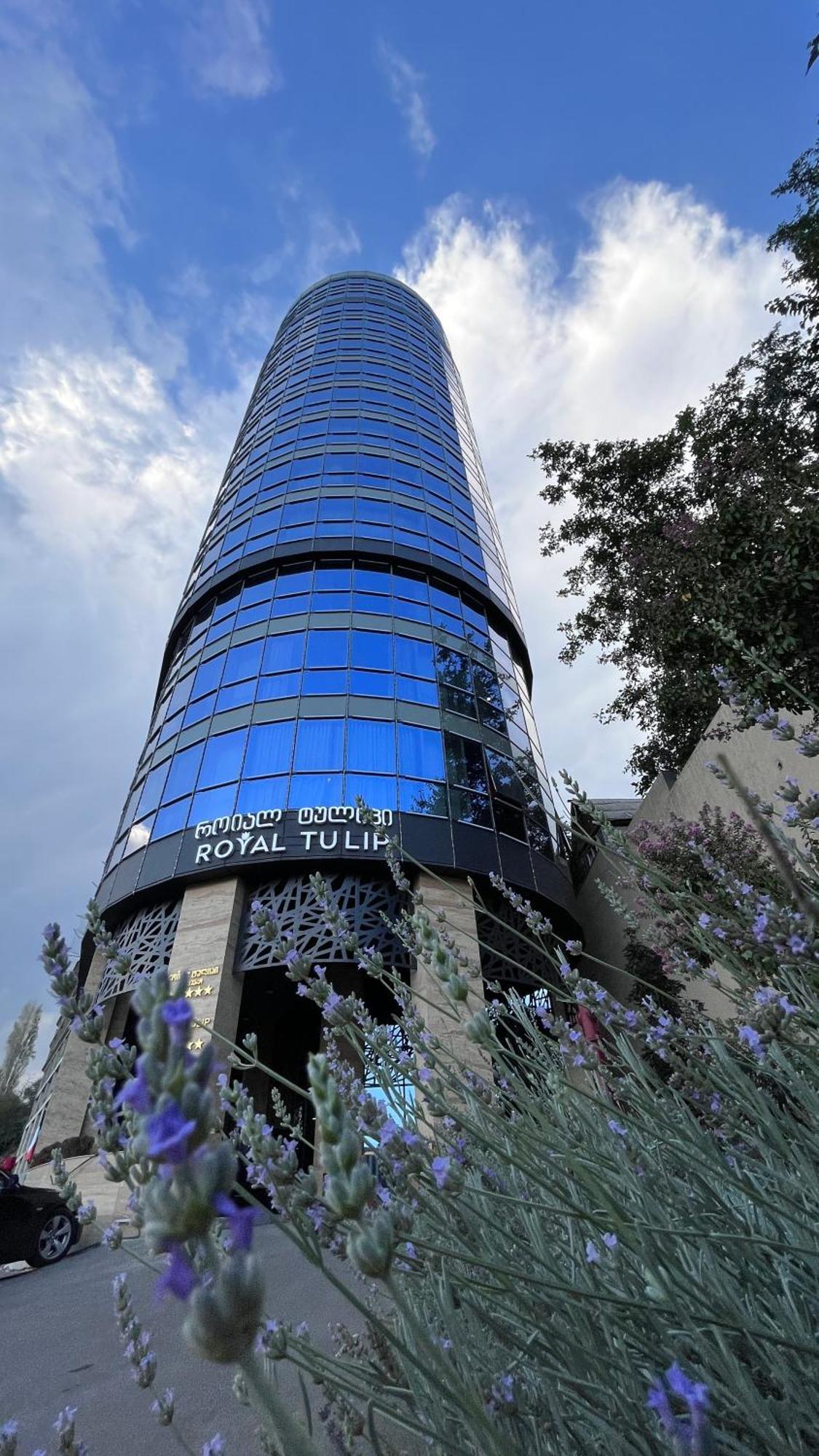 Royal Tulip Hotel & Casino, Tbilisi Exterior foto